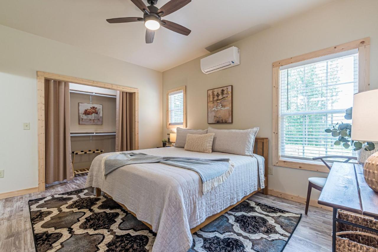 Rustic Roost-5 Acres, Fenced, Fire Pit, Rv Option & Mtn View Villa Dahlonega Dış mekan fotoğraf