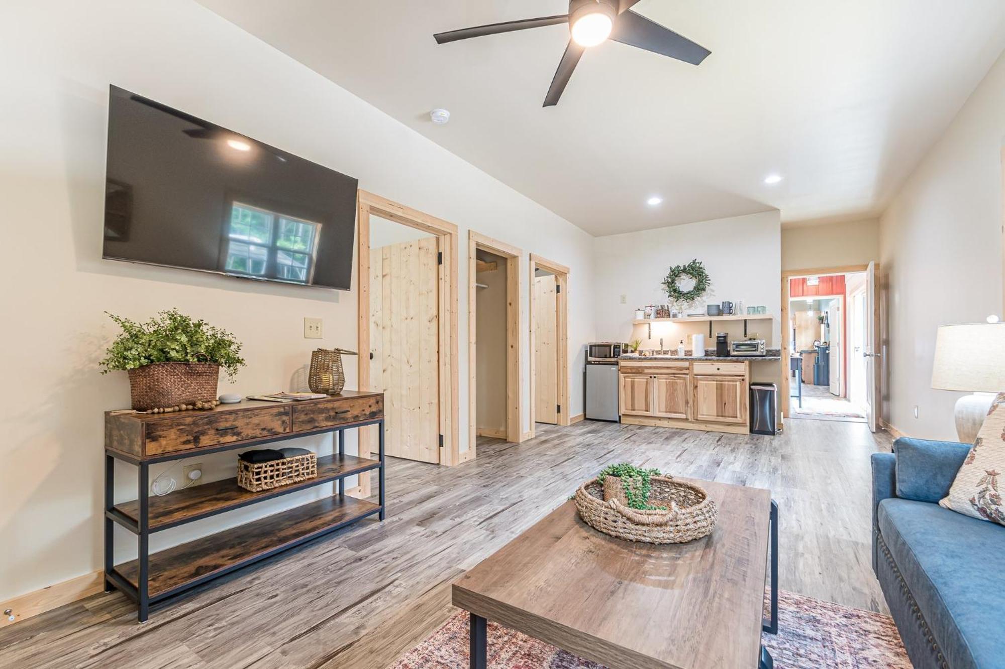 Rustic Roost-5 Acres, Fenced, Fire Pit, Rv Option & Mtn View Villa Dahlonega Dış mekan fotoğraf